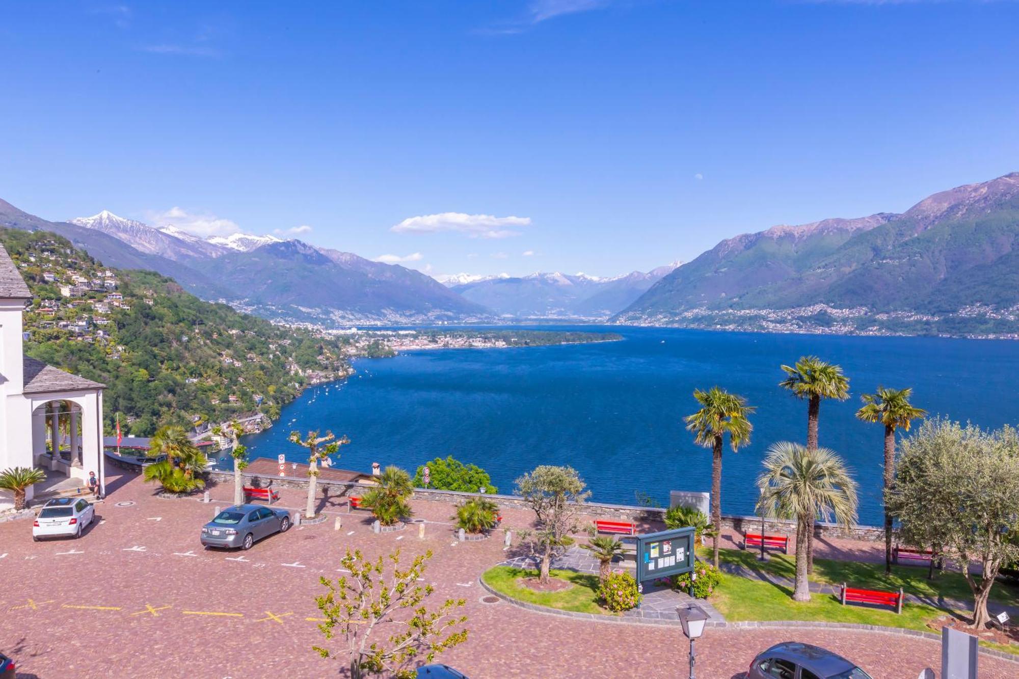 Yellow View Apartment - Happy Rentals Ronco sopra Ascona Exterior photo